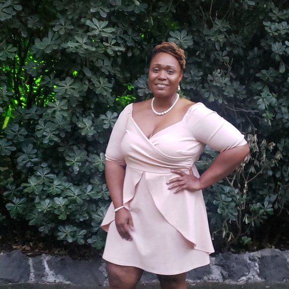 Boohoo Abbie Skater Dress Women's Plus Size 18 Ruffle Wrap Stretchy Blush Pink - Picture 3 of 4